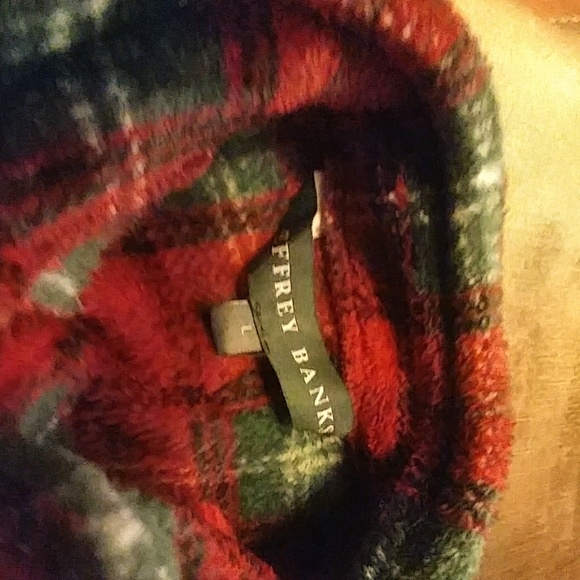 Jeffery Banks Large Dog Shirt - Picture 3 of 4